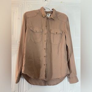 Button Up Mauve & Gold Stud Blouse
